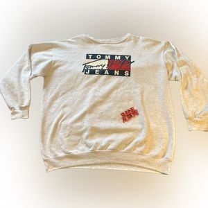 Vintage Tommy Hilfiger long sleeve